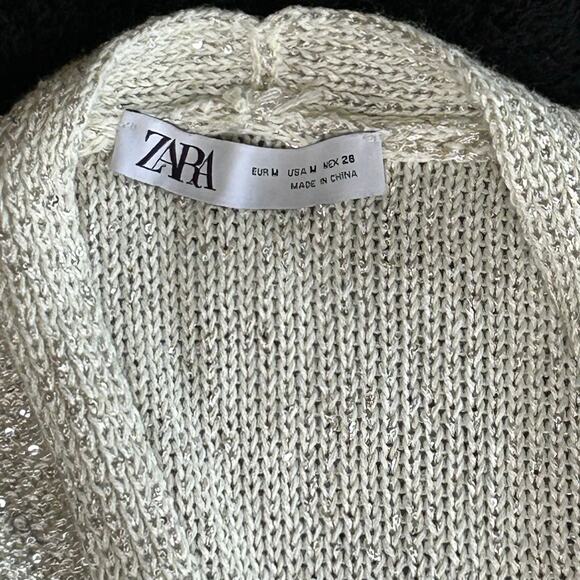 Zara Knit Cardigan Sweater With Sequins in Silver V-Neckline Sz M - Picture 8 of 10